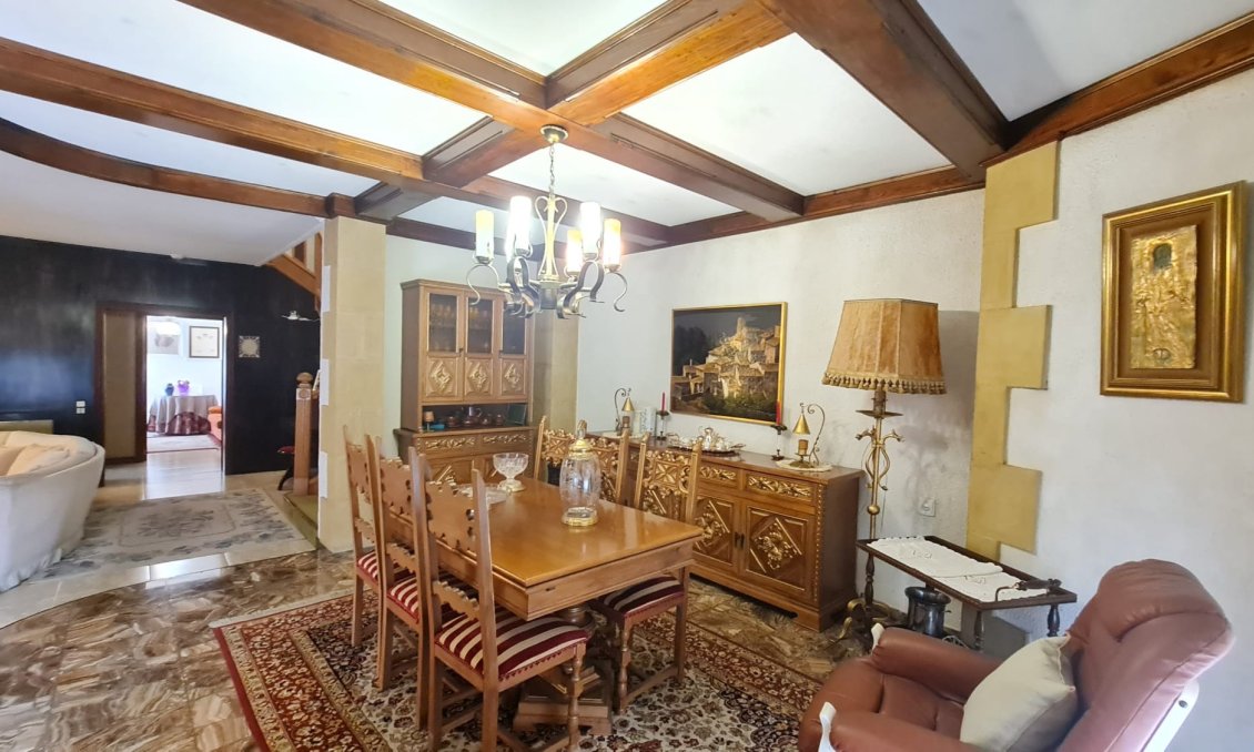 Resale - Town House -
Elda - Inland