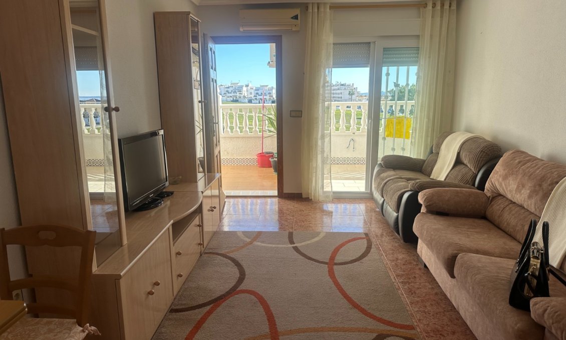 Revânzare - Apartament -
Orihuela - Inland