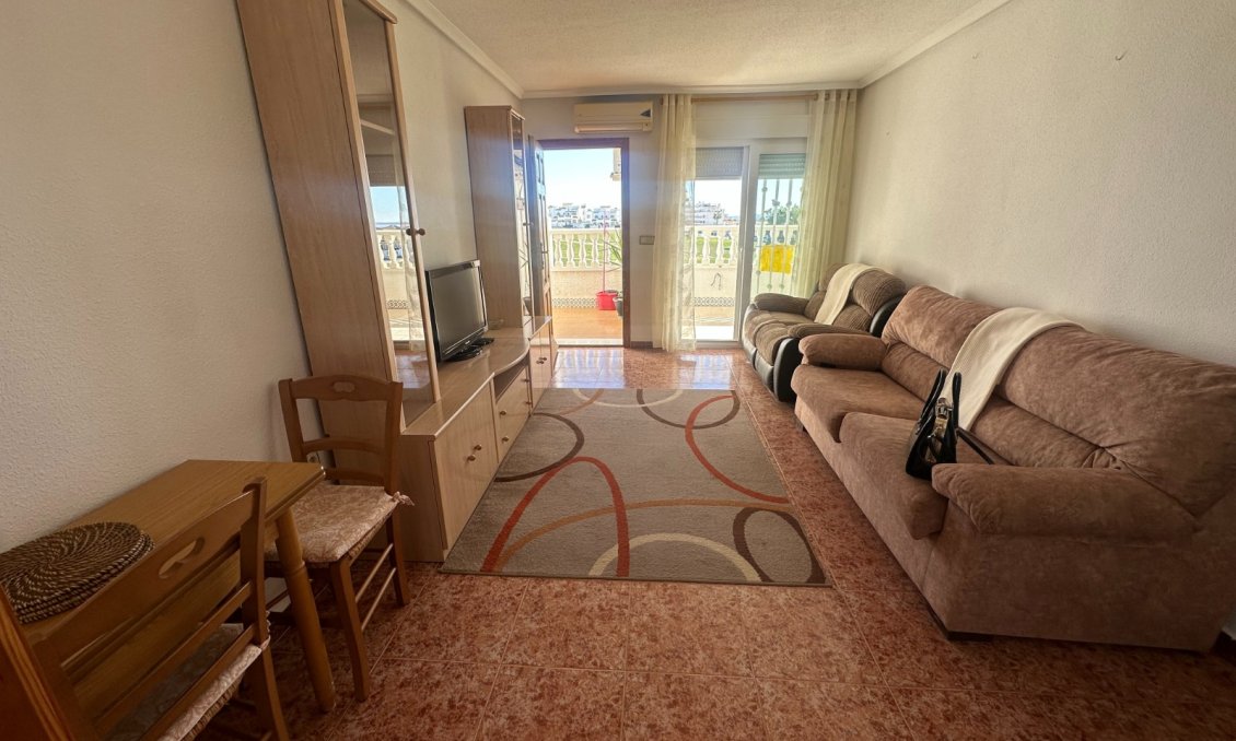 Revânzare - Apartament -
Orihuela - Inland