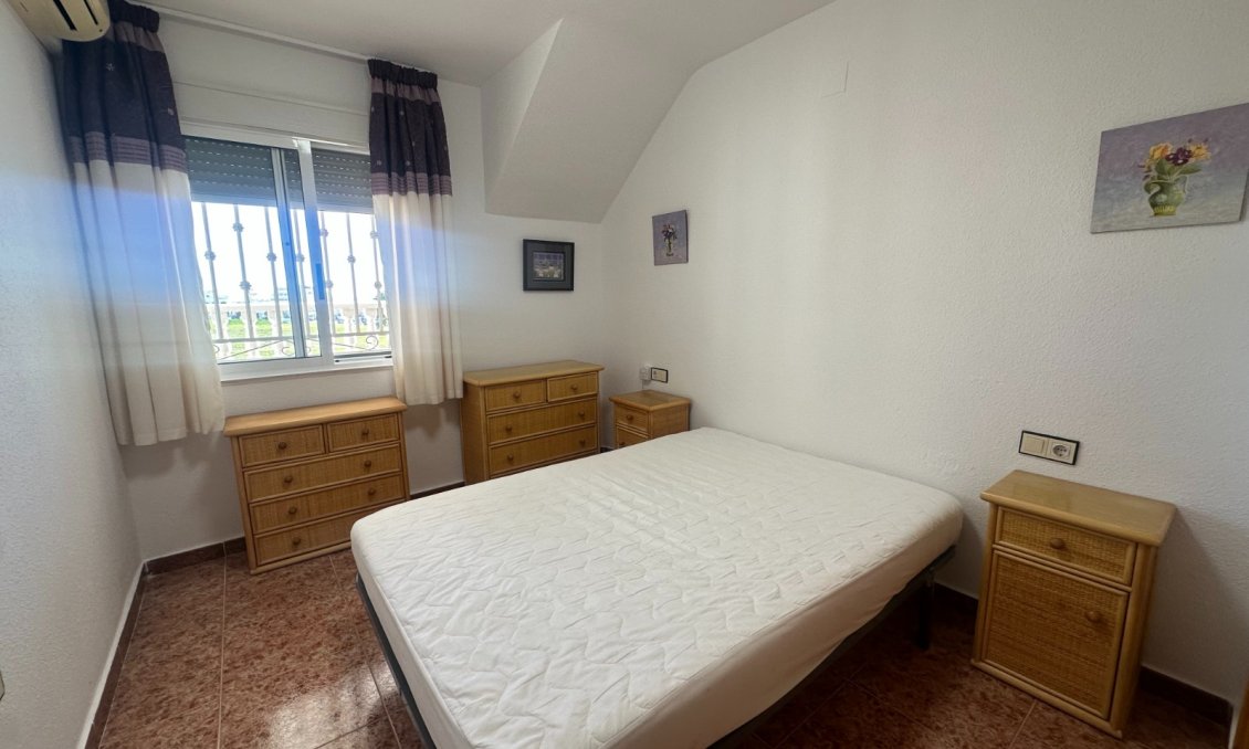 Revânzare - Apartament -
Orihuela - Inland