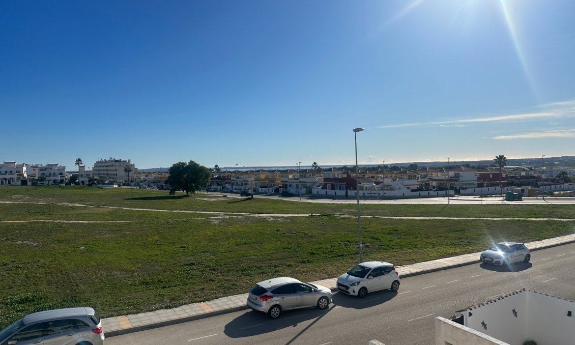 Revânzare - Apartament -
Orihuela - Inland