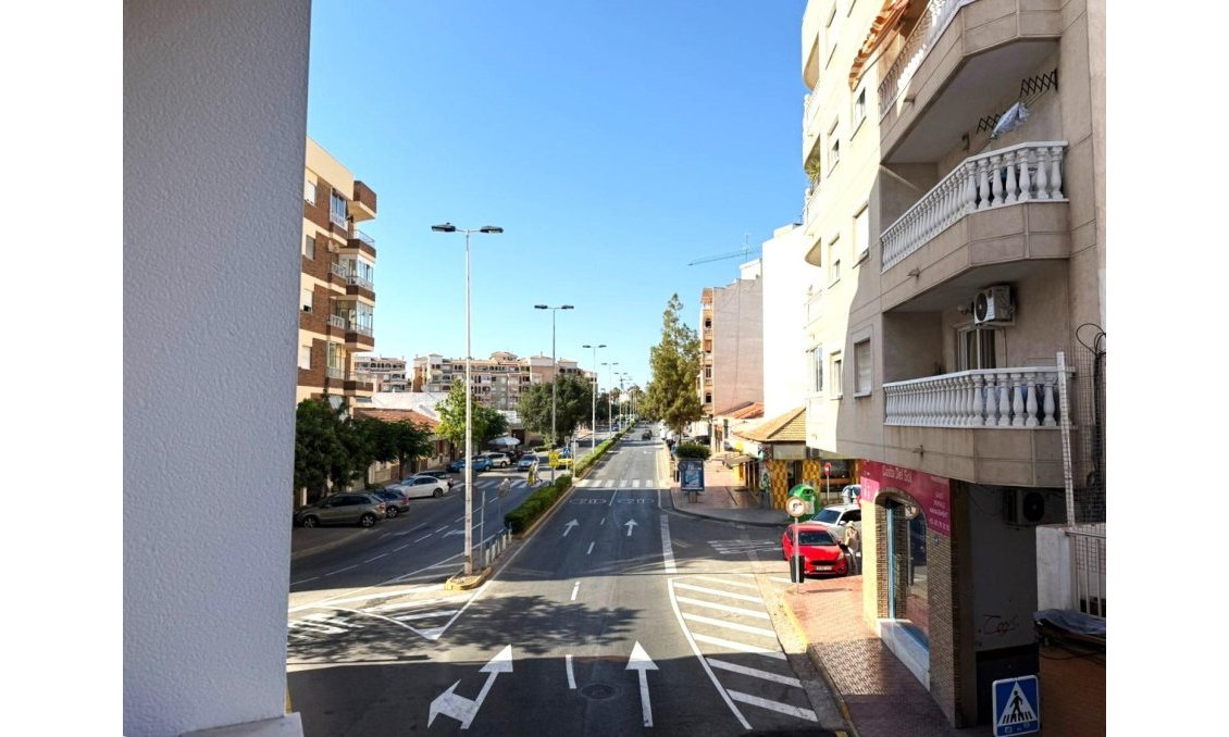 Resale - Apartment -
Torrevieja - PARQUE DE LAS NACIONES