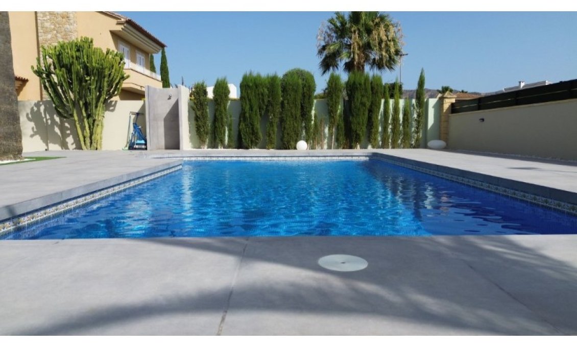 Revente - Villa -
Alfas del Pí - Costa Blanca