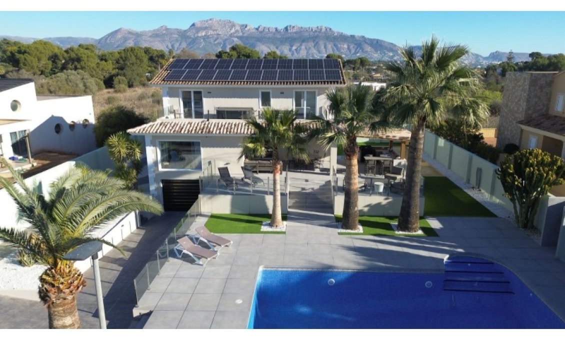 Revente - Villa -
Alfas del Pí - Costa Blanca