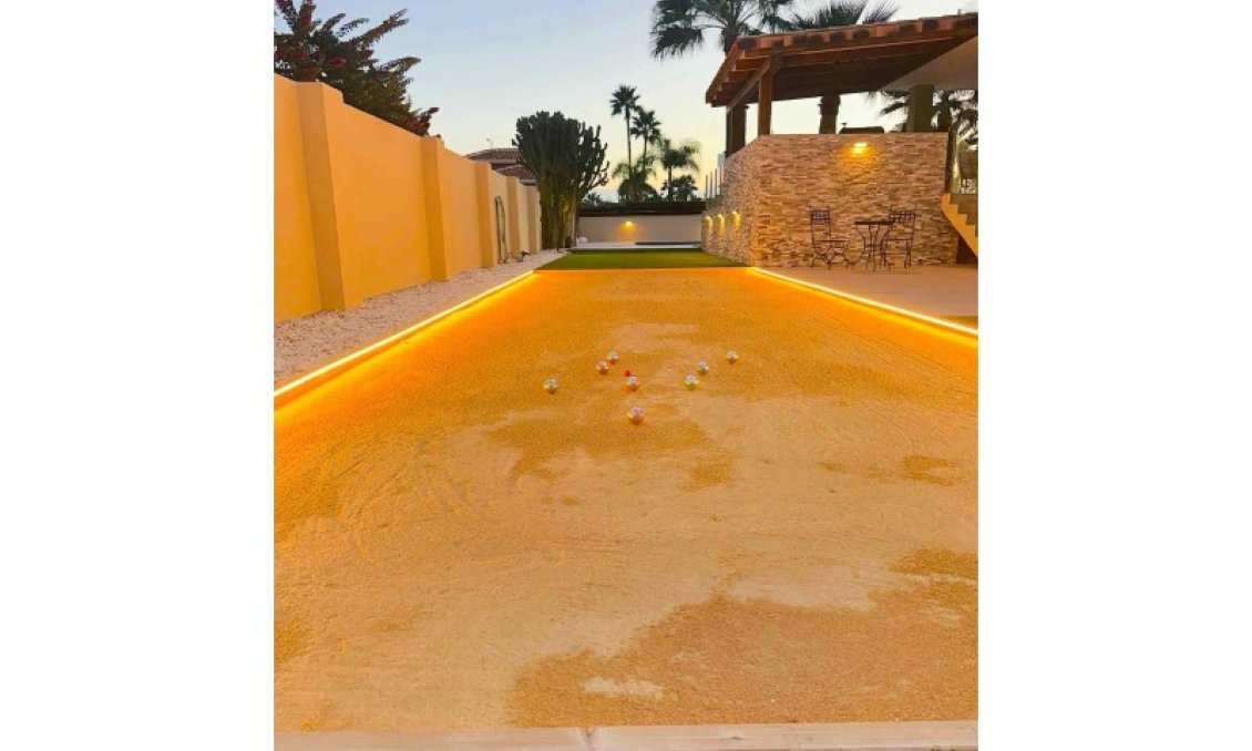 Revente - Villa -
Alfas del Pí - Costa Blanca