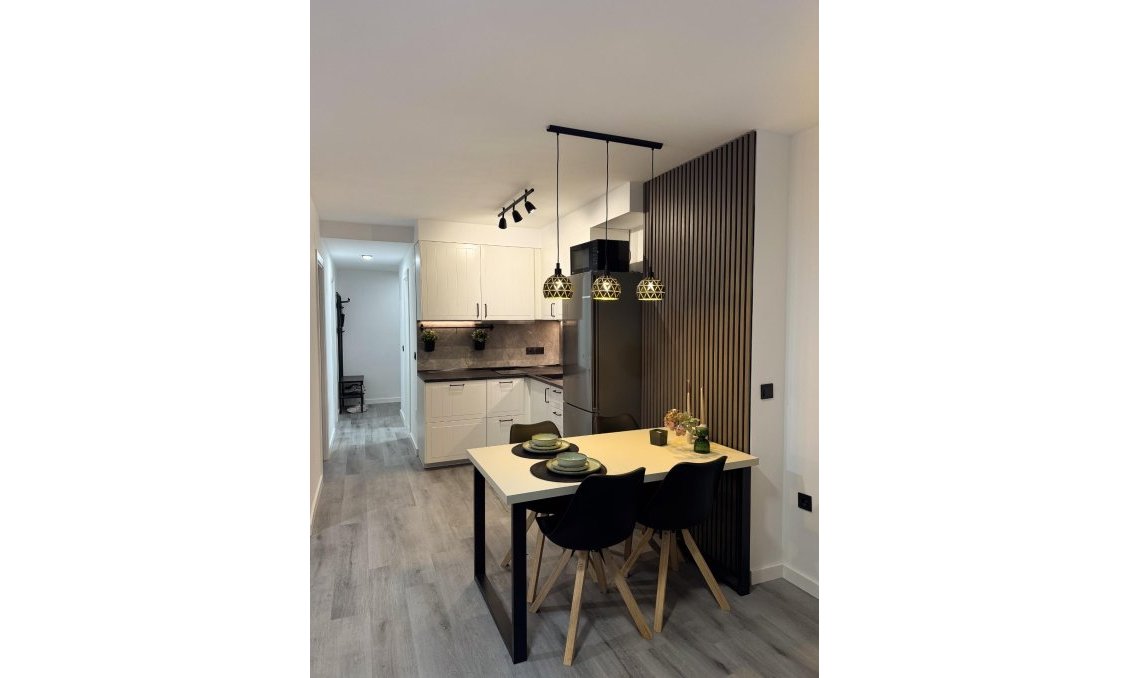 Revente - Appartement -
Torrevieja - Curva Del Palangre