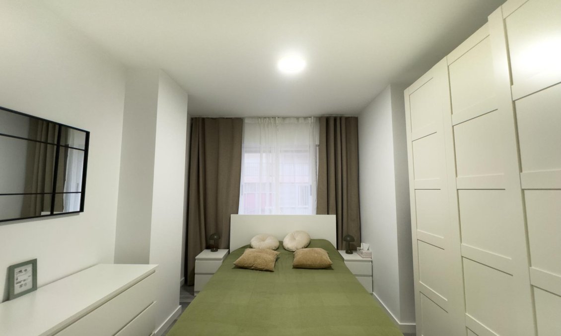 Revente - Appartement -
Torrevieja - Curva Del Palangre