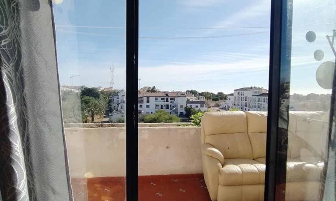 Resale - Apartment -
Torrevieja - Punta Prima