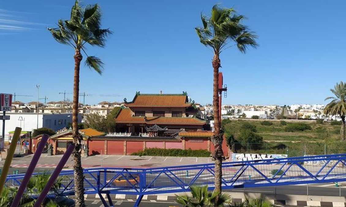 Resale - Apartment -
Torrevieja - Punta Prima