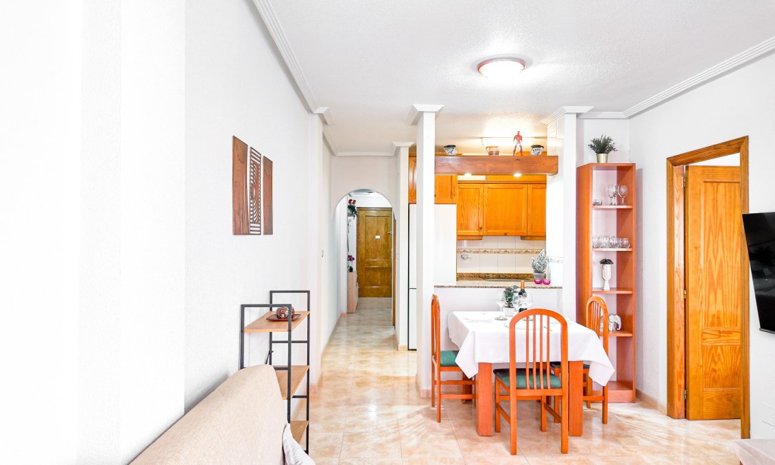 Resale - Apartment -
Torrevieja - Costa Blanca