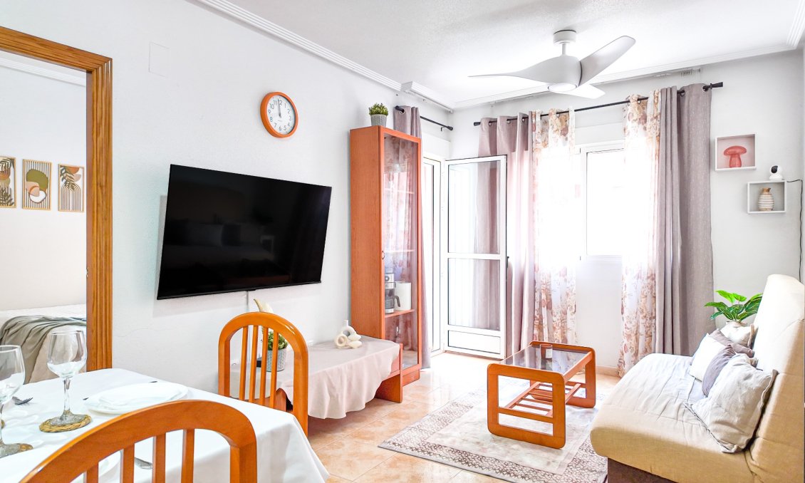 Resale - Apartment -
Torrevieja - Costa Blanca