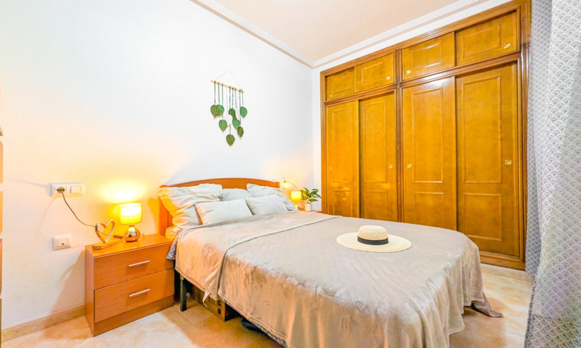 Resale - Apartment -
Torrevieja - Costa Blanca