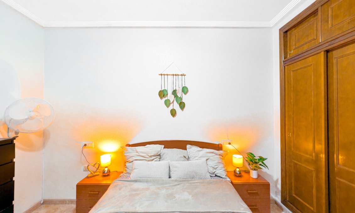 Resale - Apartment -
Torrevieja - Costa Blanca