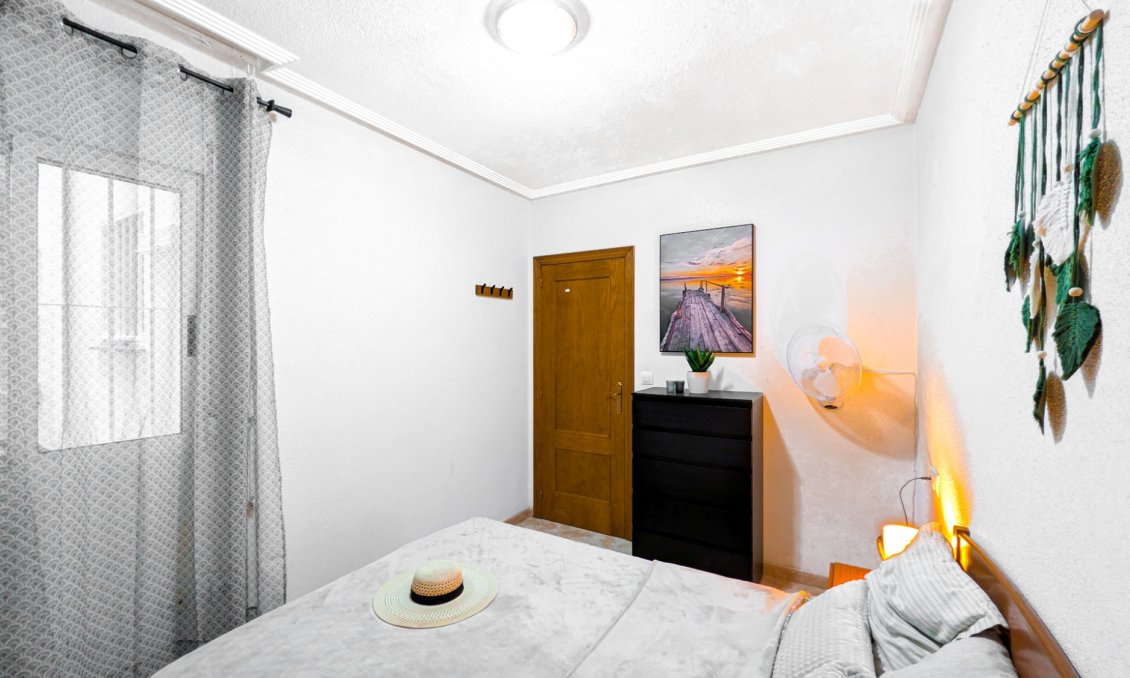 Resale - Apartment -
Torrevieja - Costa Blanca