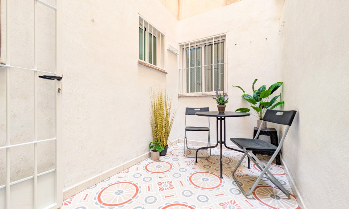 Resale - Apartment -
Torrevieja - Costa Blanca