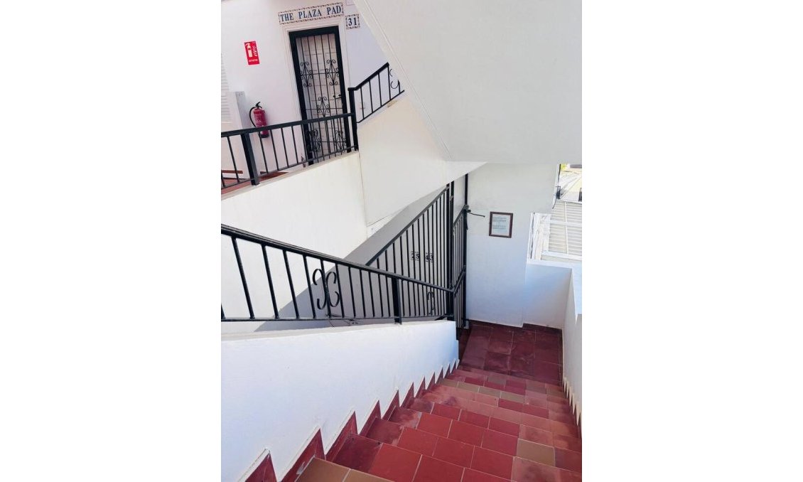 Wiederverkauf - Wohnung -
Villamartin - Costa Blanca