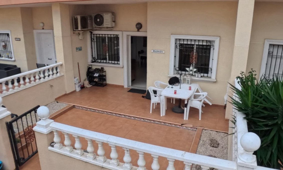 Segunda mano - Apartamento -
Torrevieja - Centro
