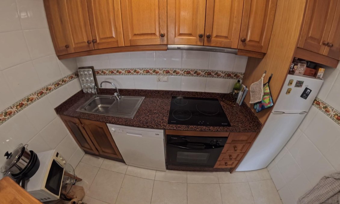 Segunda mano - Apartamento -
Torrevieja - Centro