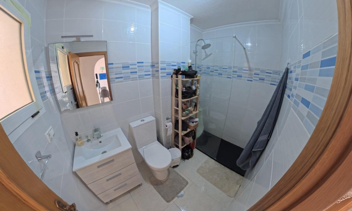 Segunda mano - Apartamento -
Torrevieja - Centro