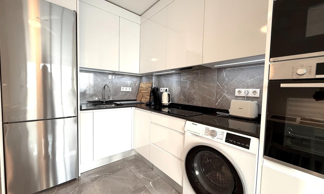 Revânzare - Apartament -
Torrevieja - Cabo Cervera