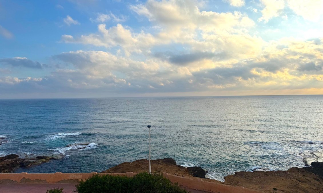 Revânzare - Apartament -
Torrevieja - Cabo Cervera