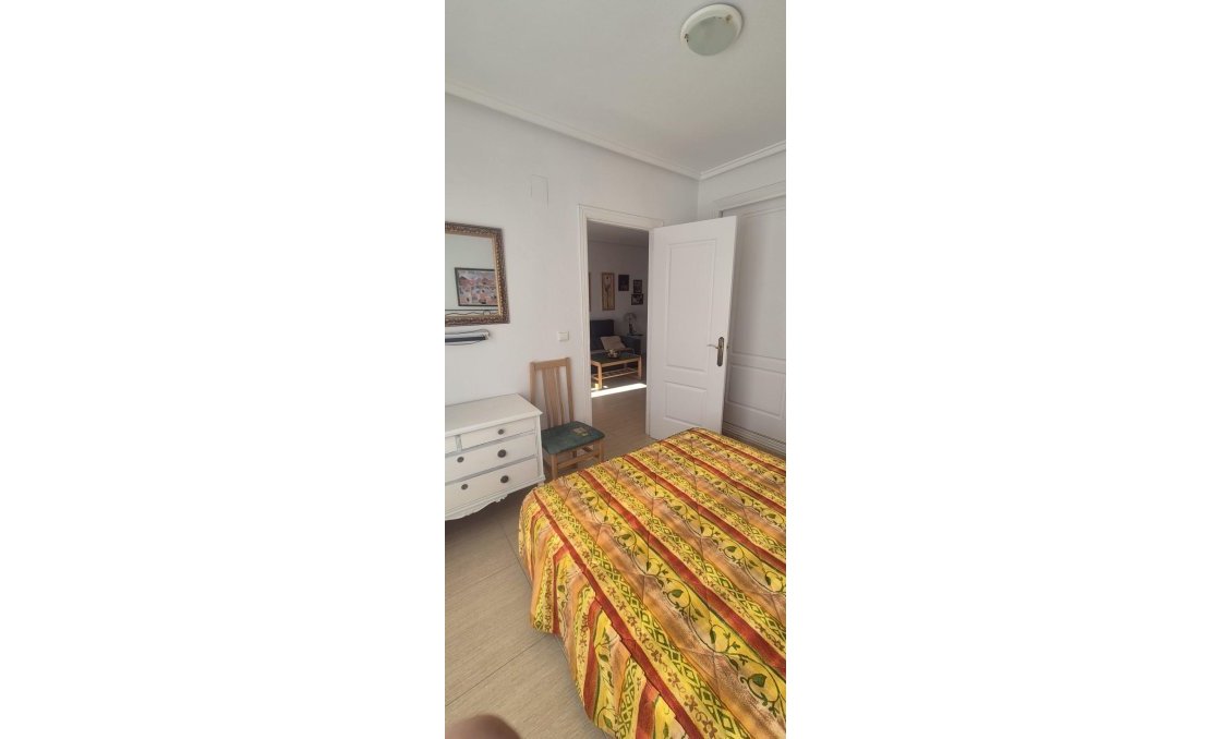 Wiederverkauf - Wohnung -
Torrevieja - La Mata Pueblo