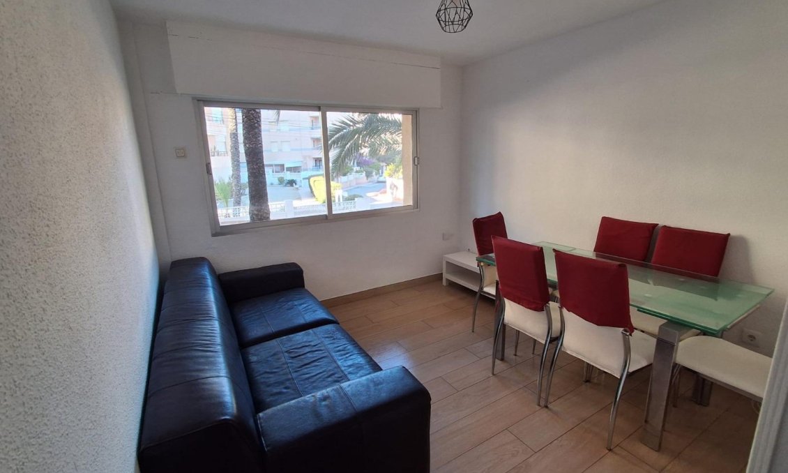 Revente - Appartement -
Guardamar del Segura - Guardamar Playa