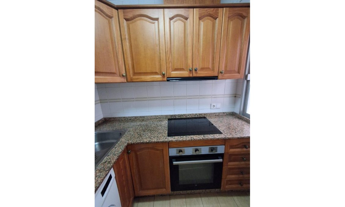 Revente - Appartement -
Guardamar del Segura - Guardamar Playa