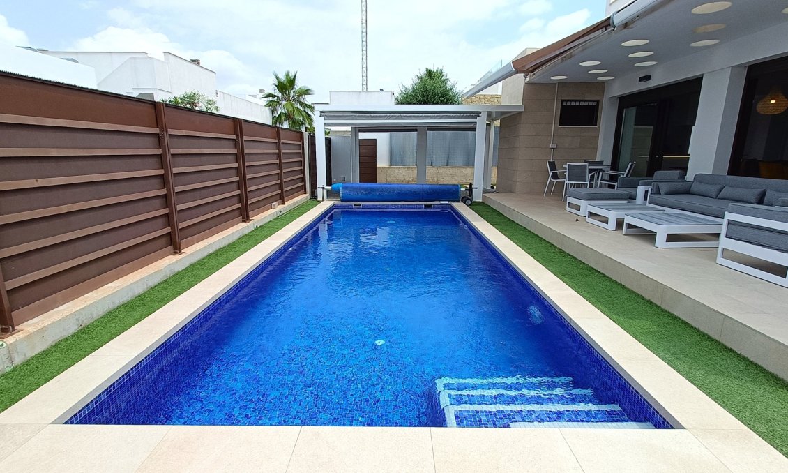 Revente - Villa -
Vistabella Golf Entre Naranjos - Inland