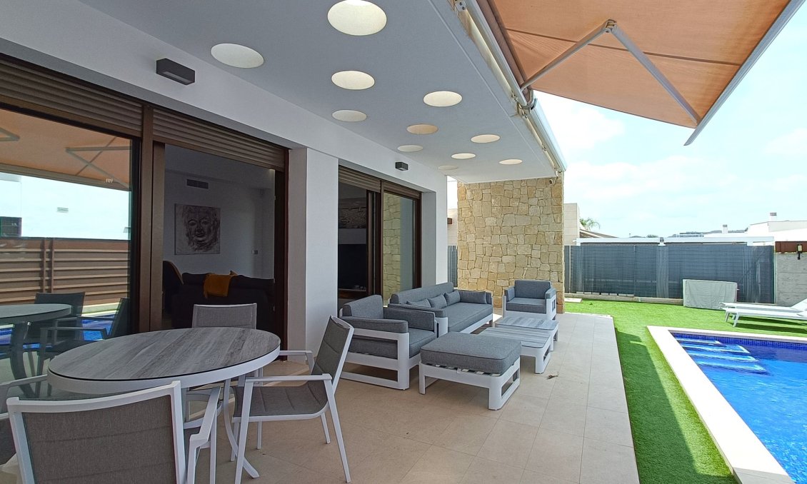 Revente - Villa -
Vistabella Golf Entre Naranjos - Inland