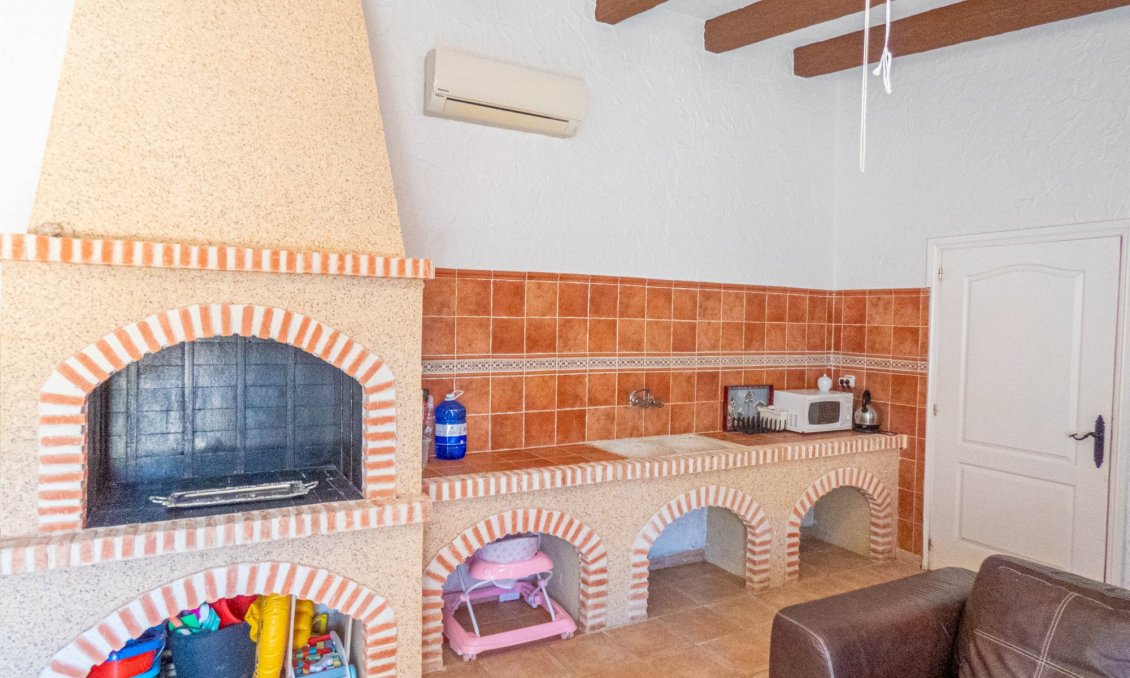 Revente - Villa -
Heredades - Costa Blanca