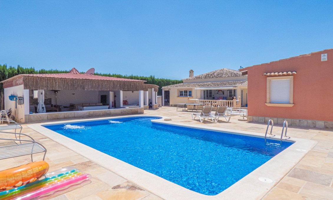 Revente - Villa -
Heredades - Costa Blanca