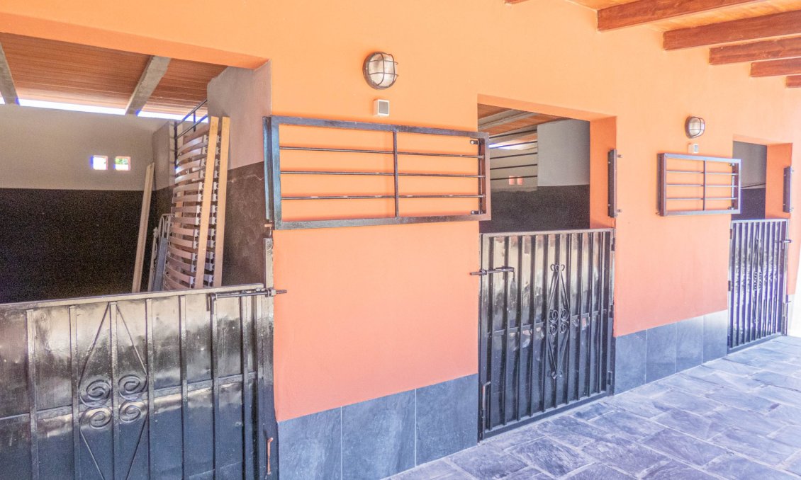 Revente - Villa -
Heredades - Costa Blanca