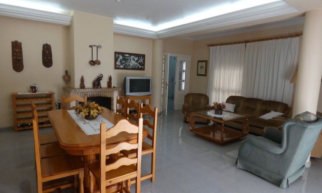 Resale - Villa -
Almoradí - Inland