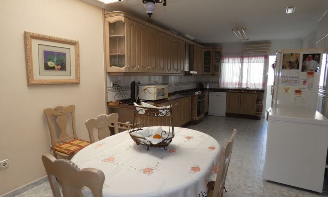 Resale - Villa -
Almoradí - Inland