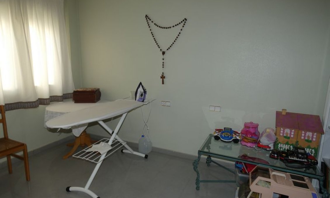 Resale - Villa -
Almoradí - Inland