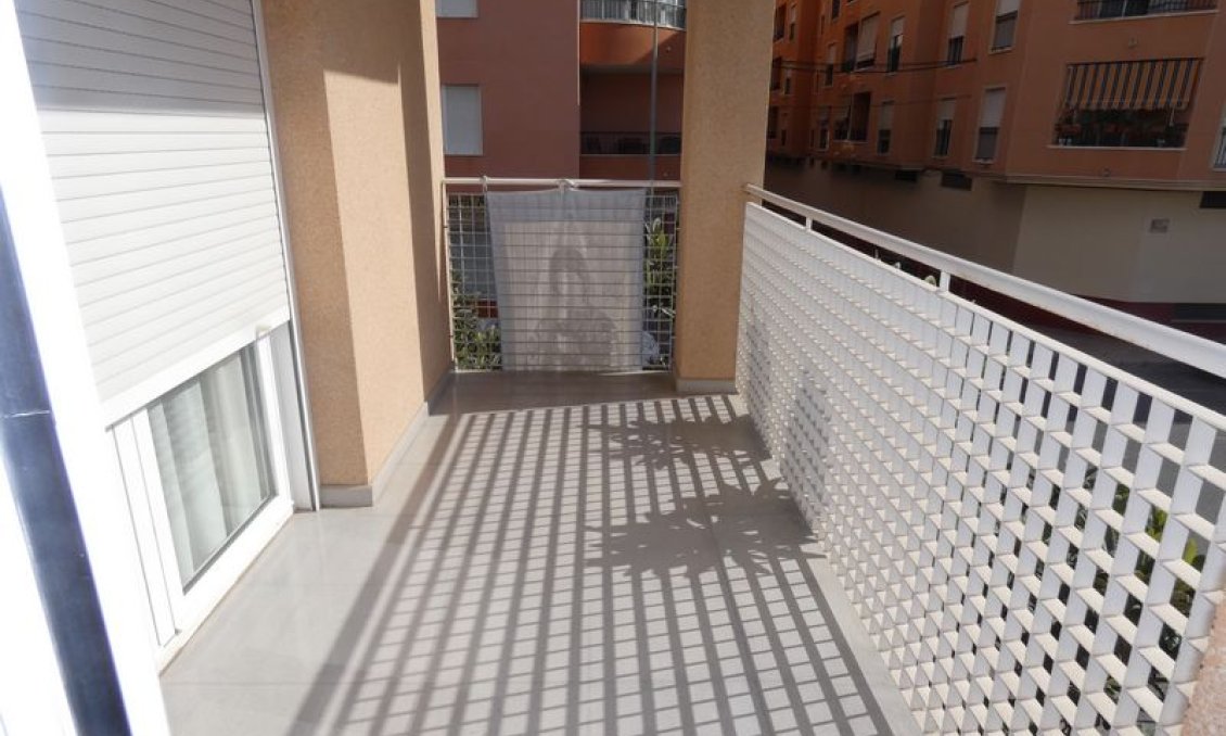 Resale - Villa -
Almoradí - Inland