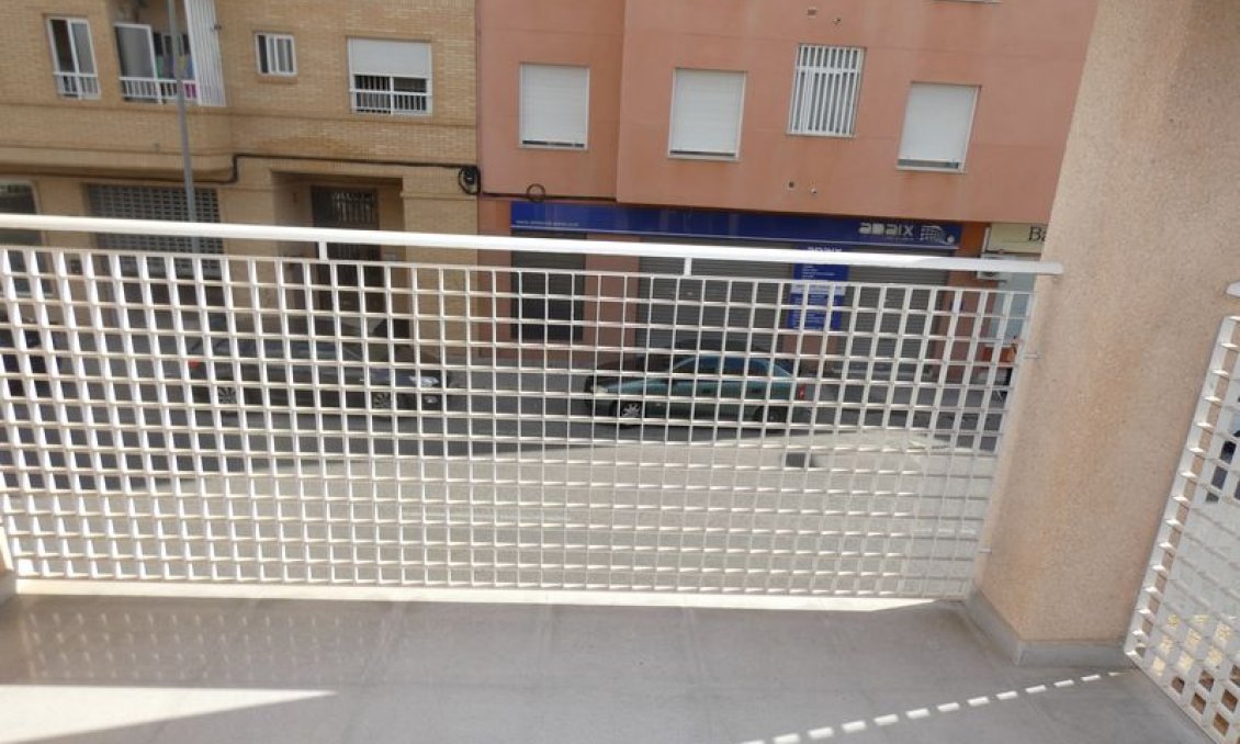 Resale - Villa -
Almoradí - Inland