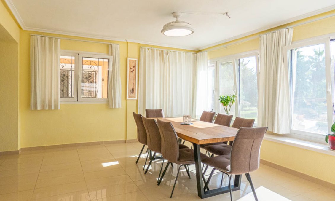 Revânzare - Vilă -
San Miguel de Salinas - Inland