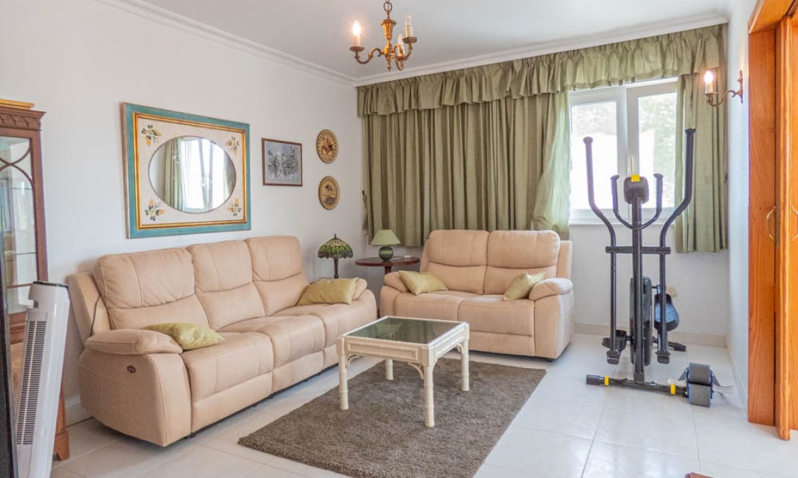 Revânzare - Vilă -
San Miguel de Salinas - Inland