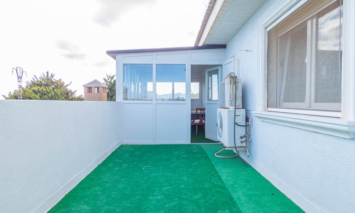 Revânzare - Vilă -
San Miguel de Salinas - Inland