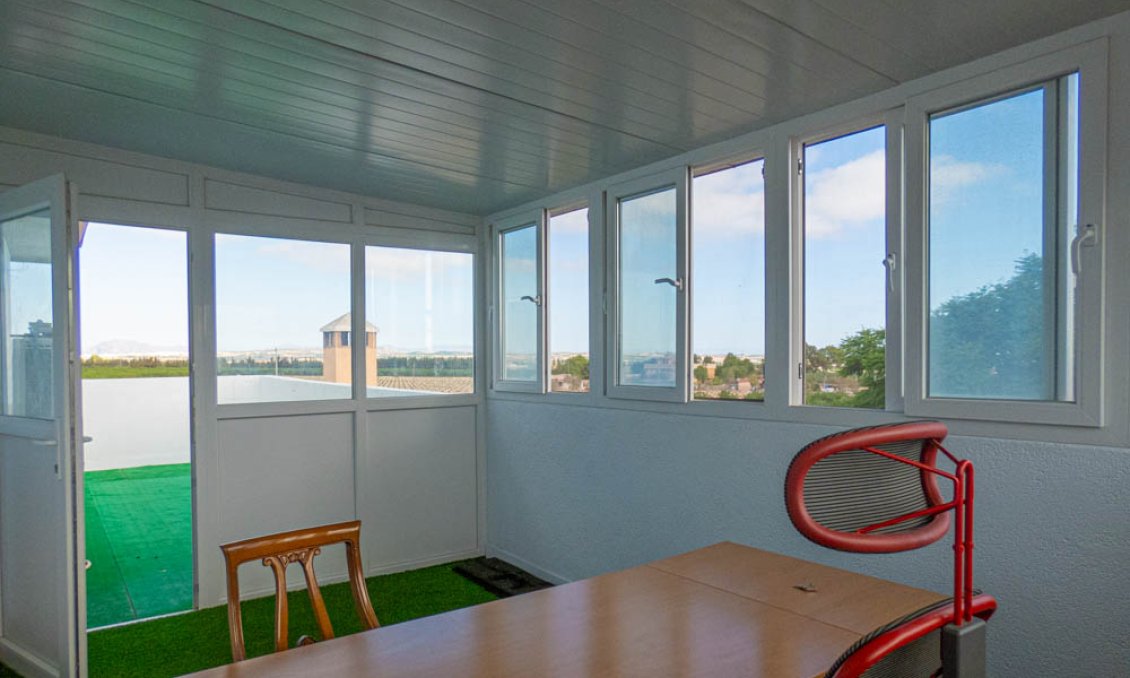 Revânzare - Vilă -
San Miguel de Salinas - Inland