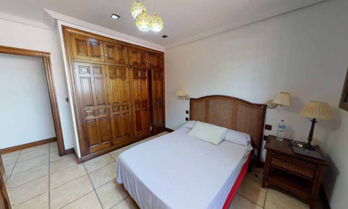 Resale - Villa -
Catral - Costa Blanca