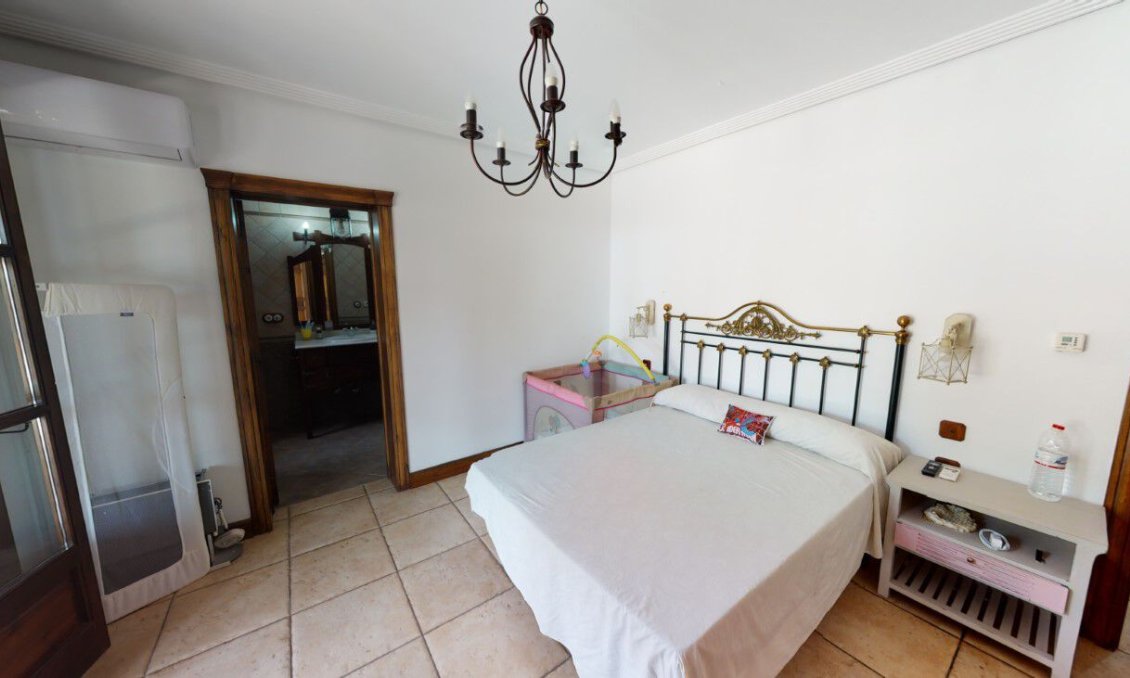Resale - Villa -
Catral - Costa Blanca