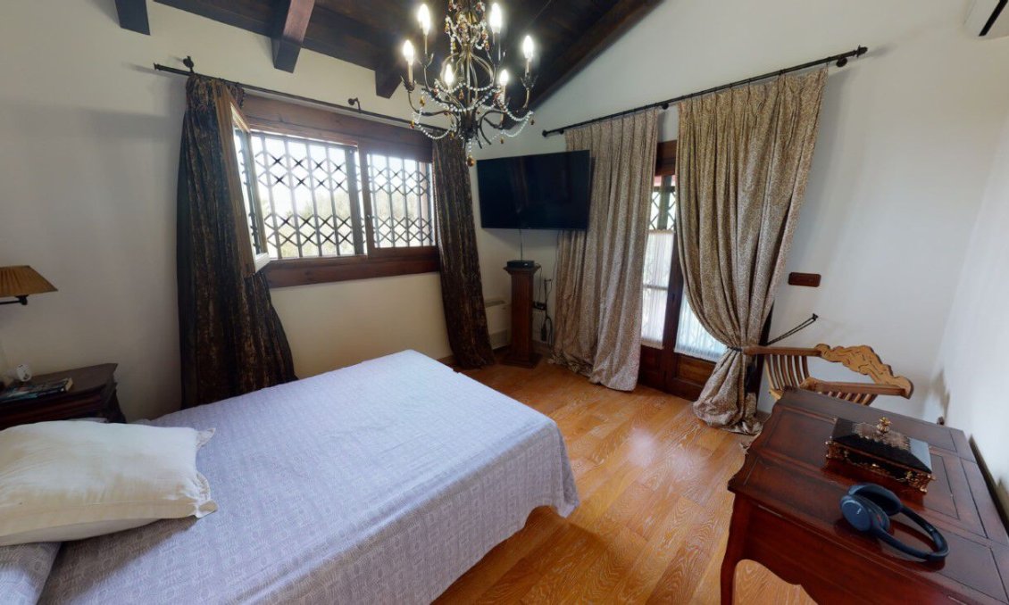 Resale - Villa -
Catral - Costa Blanca