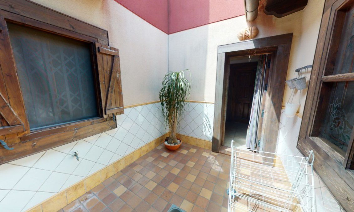 Resale - Villa -
Catral - Costa Blanca