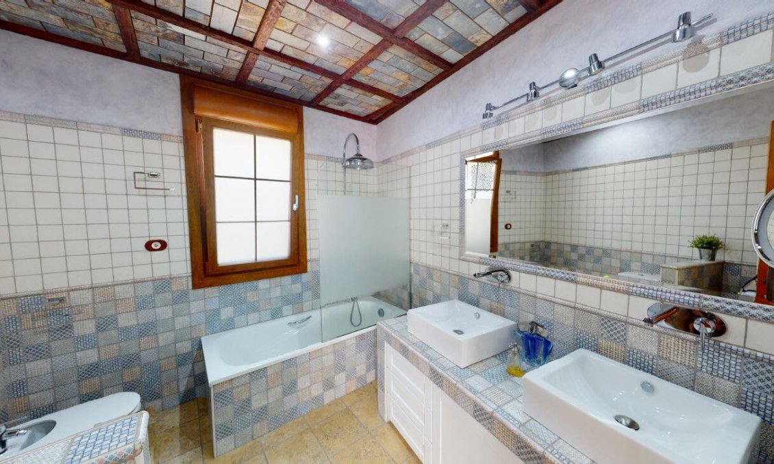 Resale - Villa -
Almoradí - Inland