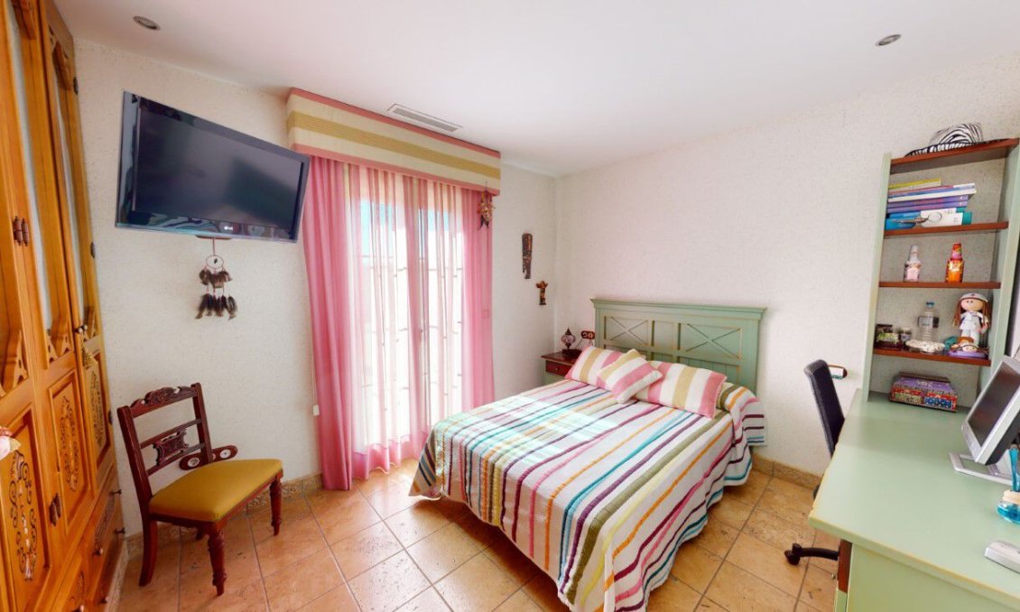 Resale - Villa -
Almoradí - Inland