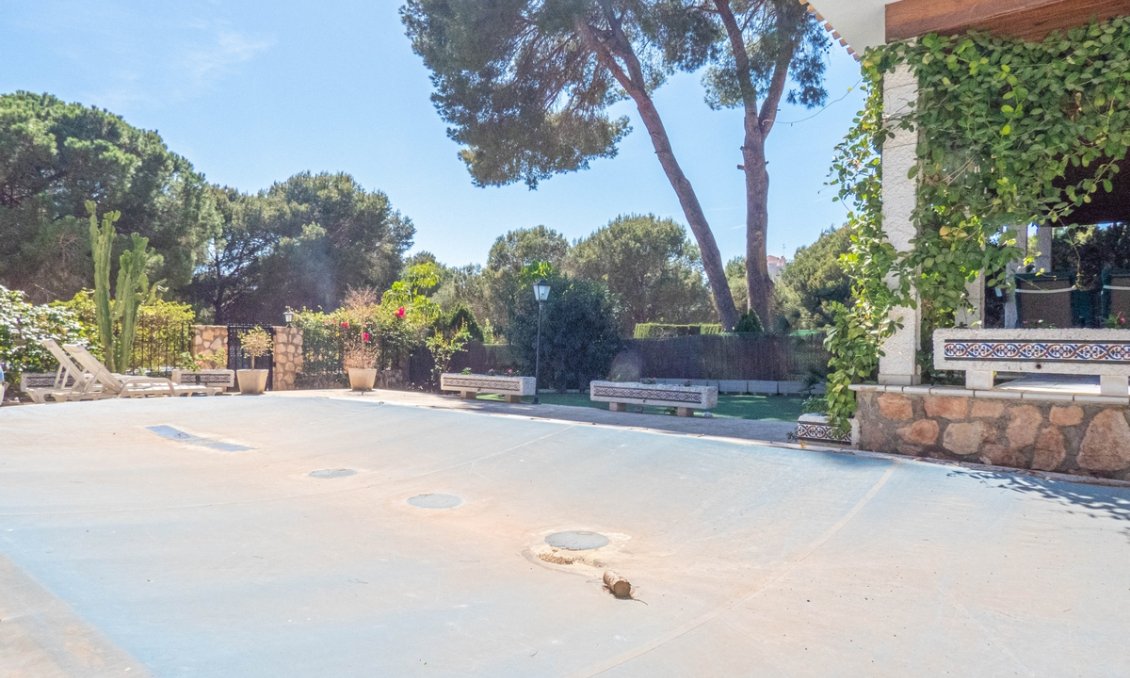 Wiederverkauf - Villa -
Dehesa de Campoamor - Costa Blanca