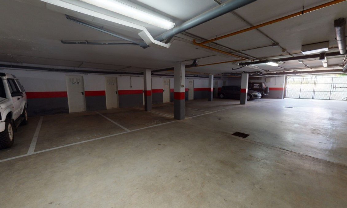 Revânzare - Apartament -
Roda Golf Resort - Inland